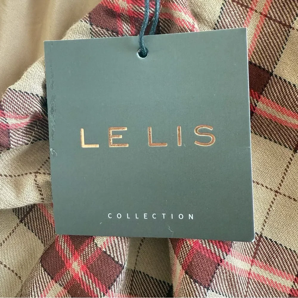 NWT Le Lis Teddy Bear Plaid Skirt Size Small